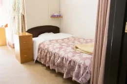 大部屋（ベッド形式）（サムネイル）